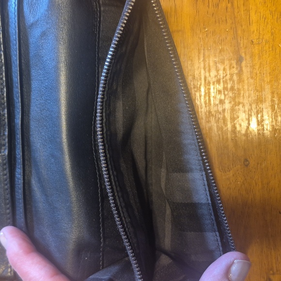 EUC BURBERRY BUNDLE BAG & WALLET - Picture 16 of 16